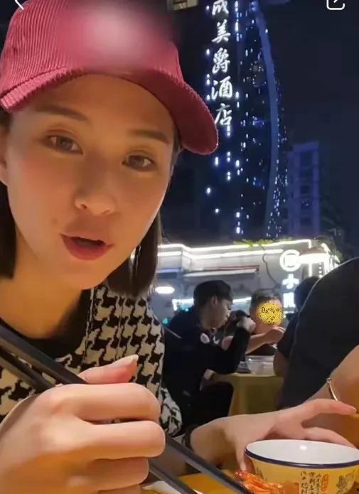 娱乐圈吃瓜吃不动的明星